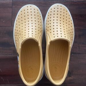 Kids Disney Natives, Size J3, Used